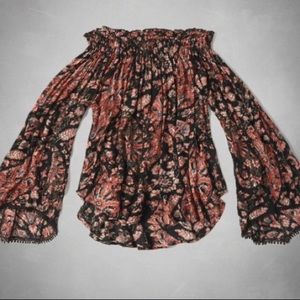Tops - Floral Abercrombie top Tops - Floral Abercrombie top